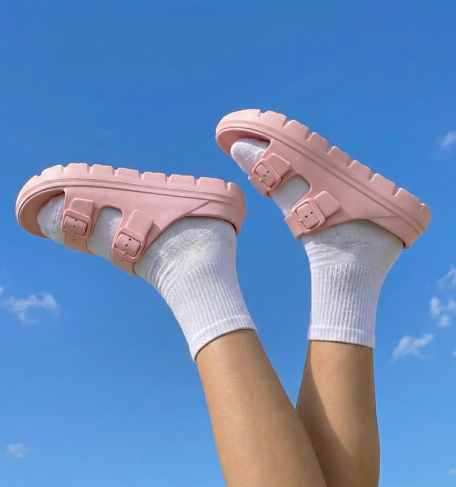 Pink / EU 36 | UK 3.5 | US M 4 / US W 5.5