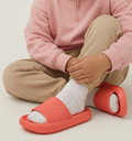 Red / EU 28/29 | UK 10.5 | US C 11