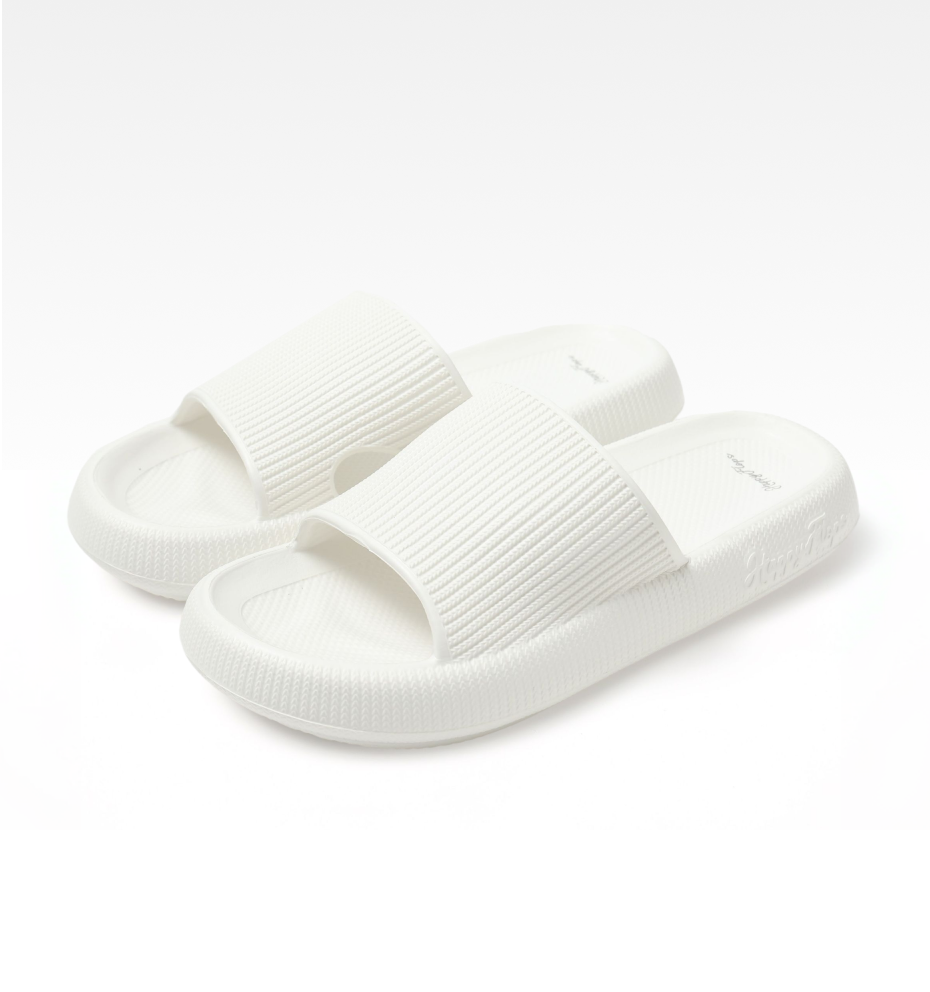 White / EU 28/29 | UK 10.5 | US C 11