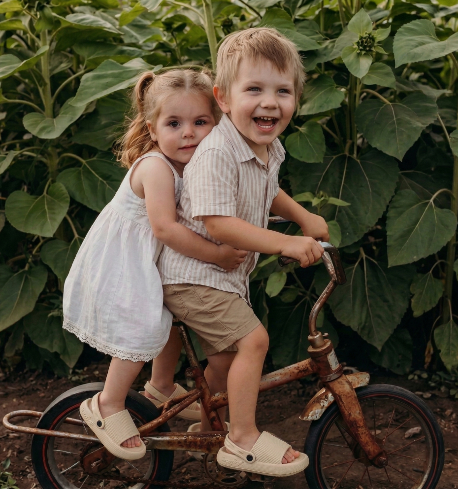Beige / 1–2 Years (EU 20/21 | UK 4–5 | US C 5–6)