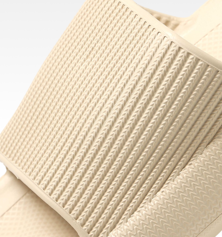 Beige / EU 34/35 | UK 2.5 | US M 3.5 / US W 5